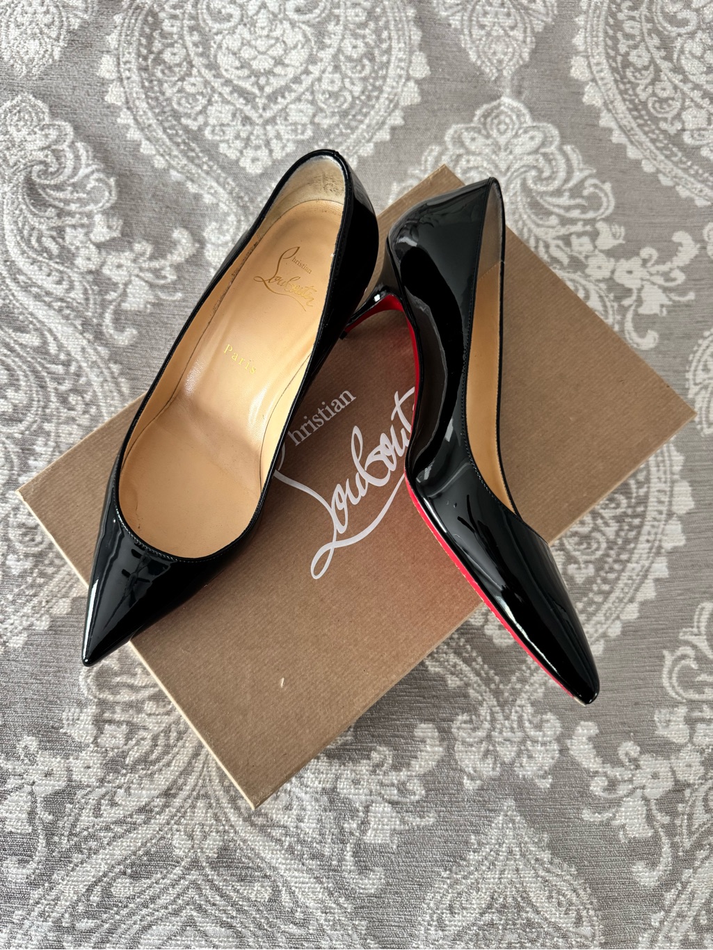 Christian Louboutin Black Patent Leather Pointed Toe Pumps With Kitten Heel 38
